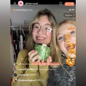 Meet your Posher,Anndrea